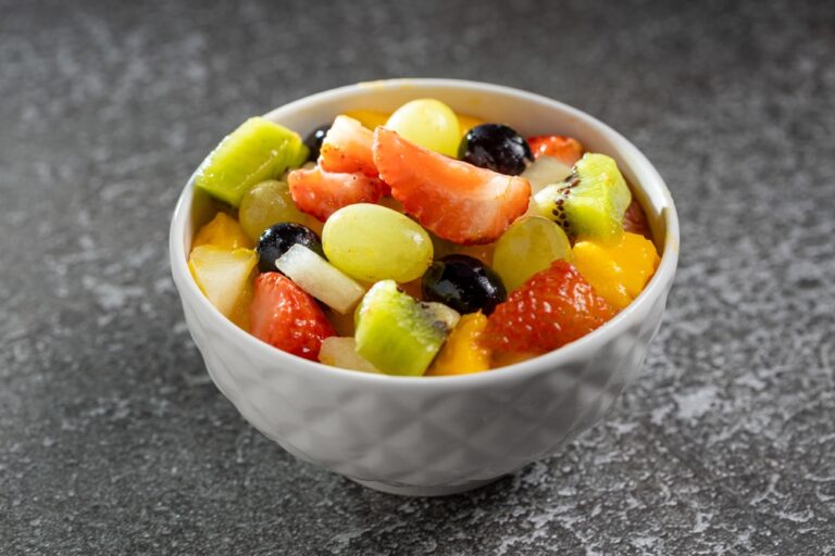 Healthy,Fresh,Fruit,Salad,In,Bowl.