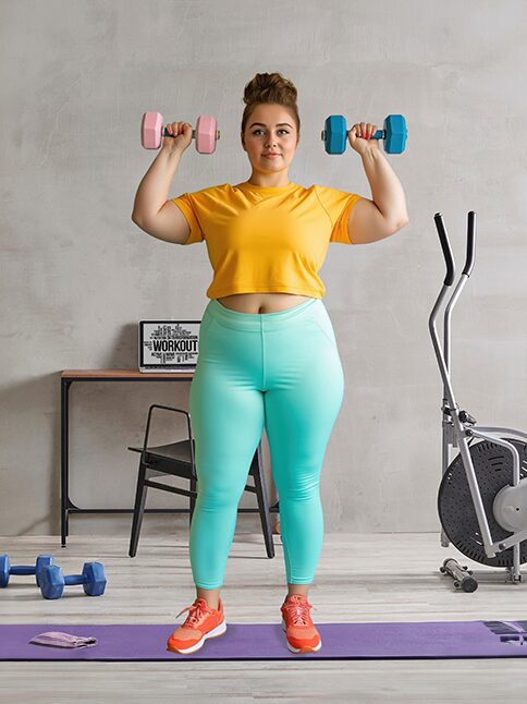 Lady with weights